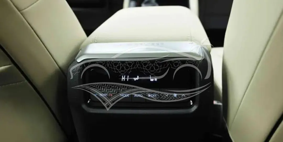 تويوتا برادو TXL3 بنزين 2.4ccتيربو